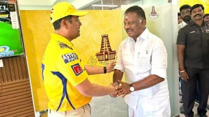 மு.க.ஸ்டாலினின் மருமகன் சபரீசனை சந்தித்த ஓ.பன்னீர்செல்வம்.. இது நம்ம லிஸ்ட்லயே இல்லையே.!!