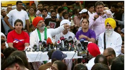 സമരം തുടരുമെന്ന് ഗുസ്തി താരങ്ങൾ; 21 ന് യോഗം ചേർന്ന് സമരത്തിന്റെ ഭാവി തീരുമാനിക്കും