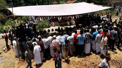 താനൂർ ദുരന്തം: മരിച്ച 11 പുത്തൻ കടപ്പുറം സ്വദേശികൾക്കും ഒരേയിടത്ത് അന്ത്യവിശ്രമം; തീരാനോവുമായി നാട്