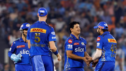 3ஆவது இடத்திற்கான போட்டியில் மும்பை - பெங்களூரு பலப்பரீட்சை; யாரெல்லாம் இருக்காங்க தெரியுமா?