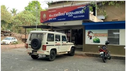 10-ാം ക്ലാസ് വിദ്യാര്‍ത്ഥിനിയെ വിവാഹ വാഗ്ദാനം നല്‍കി പീഡിപ്പിച്ചു; കായികാധ്യാപകനെതിരെ പോക്സോ കേസ്