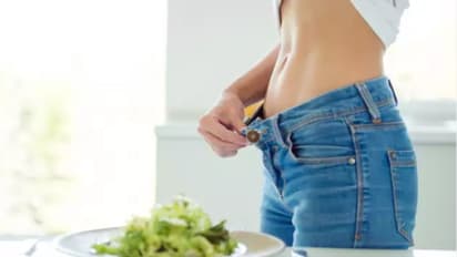 Health Tips: വണ്ണം കുറയ്ക്കണോ? ബ്രേക്ക്ഫാസ്റ്റിന് കഴിക്കാം ഈ ഭക്ഷണങ്ങള്...