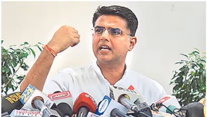 'അചഞ്ചലമായ ധൈര്യത്തോടെ പുറപ്പെടുന്നു', വെല്ലുവിളിച്ച് സച്ചിൻ്റെ യാത്ര; നടപടി ഉറപ്പോ? ഹൈക്കമാൻഡ് യോഗം ചേരും