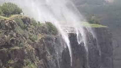 ములుగు వీరభద్రం అడవుల్లో చిక్కుకున్న పర్యాటకులు సేఫ్.. ఎన్డీఆర్ఎఫ్ రెస్క్యూ ఆపరేషన్ సక్సెస్...