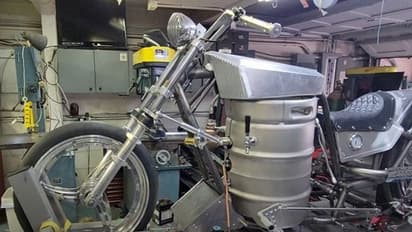 వారెవ్వా.. బీర్ తో నడిచే బైక్ తయారు చేసిన అమెరికా వాసి.. గంటకు 240 కిలోమీటర్ల వేగంతో దూసుకెళ్తుందట..