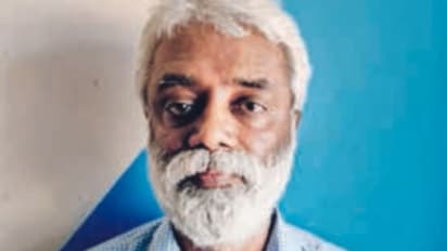 இறந்தவர்களின் ஆன்மாவுடன் பேசுவதாக கூறி ரூ.2 கோடி மோசடி… கேரள சாமியரை அலேக்காக தூக்கிய போலீஸ்!!