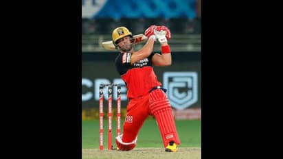 నన్ను బాగా ఇబ్బంది పెట్టింది ఆ ముగ్గురే... ఏబీ డివిల్లియర్స్ లిస్టులో టీమిండియా బౌలర్ కూడా..