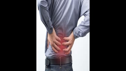 HealthTips: నడుము నొప్పితో విసిగిపోయారా.. అయితే ఈ చిట్కాలు మీ కోసమే! 