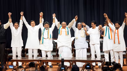 ಸಚಿವ ಸ್ಥಾನಕ್ಕೂ ಇನ್ನಿಲ್ಲದಂತೆ ಲಾಬಿ: 50ಕ್ಕೂ ಹೆಚ್ಚು ಶಾಸಕರಿಂದ ಸಚಿವ ಸ್ಥಾನದ ಮೇಲೆ ಕಣ್ಣು