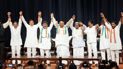 Karnataka final results: ১৩৬ আসন পেয়ে কংগ্রেসের কর্ণাটক জয়, অনেক পিছিয়ে বিজেপি-জেডিএস 