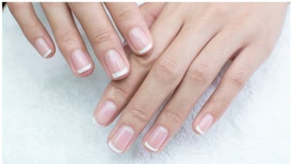 ഭം​ഗിയുള്ള നഖങ്ങൾക്കായി ഇതാ ചില പൊടിക്കെെകൾ...