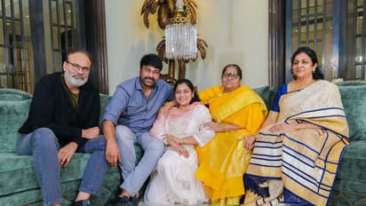 Mothers Day: అమ్మలందరికీ శుభాకాంక్షలు... ఫ్యామిలీ ఫోటోలు షేర్ చిరంజీవి!