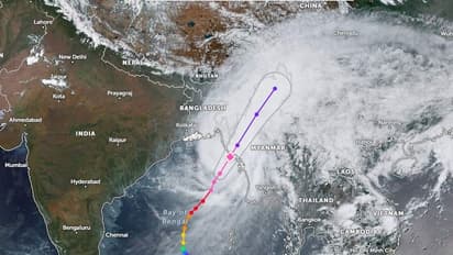 മോഖ ചുഴലിക്കാറ്റ് കരതൊട്ടു: മണിക്കൂറിൽ 260 കിലോമീറ്റർ വേഗത, കേരളത്തിൽ മഴയ്ക്ക് സാധ്യത