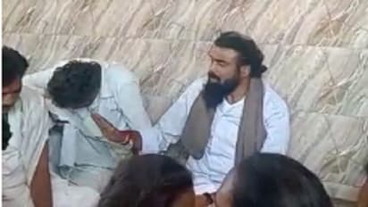 ಬಳ್ಳಾರಿ: ಅಭಿಮಾನಿಗಳ ಕಣ್ಣಿರಿಗೆ ಶ್ರೀರಾಮುಲು ಭಾವುಕ, ವಿಡಿಯೋ ವೈರಲ್..!