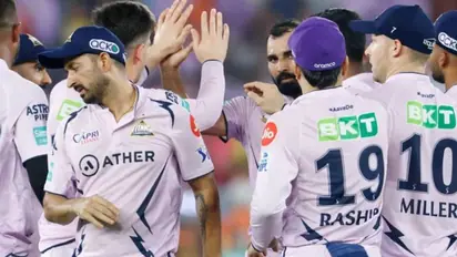 முகமது ஷமி, மோகித் சர்மா வேகத்தில் சிக்கிய சன்ரைசர்ஸ் ஹைதராபாத்; முதல் அணியாக பிளே ஆஃப் சென்ற GT!