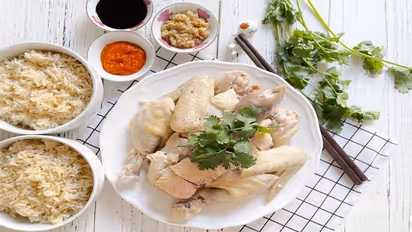 அவித்த கோழியில் இவ்வளவு நன்மைகள் நிறைந்துள்ளதா?தெரிஞ்சுக்க இதை படிங்க..!!