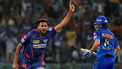 'കൈ തന്നെ മുറിച്ചു കളയേണ്ടിവരുമായിരുന്നുവെന്ന് ഡോക്ടര്‍മാര്‍ പറഞ്ഞു'; തിരിച്ചുവരവിനെക്കുറിച്ച് മൊഹ്സിന്‍ ഖാന്‍