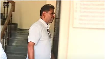 457 കോടി മരവിപ്പിച്ചതോടെ സാന്‍റിയാഗോ മാർട്ടിൻ കൊച്ചിയിൽ ഇ ഡിക്ക് മുന്നിലെത്തി; ചോദ്യം ചെയ്യൽ