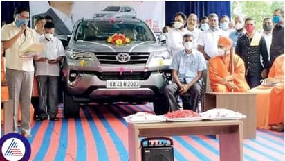 ಸ್ಮಶಾನ ಪೂಜೆ ಮಾಡಿ ಗೆಲುವು ಸಾಧಿಸಿದ ಕಾಂಗ್ರೆಸ್: ಸತೀಶ್ ಜಾರಕಿಹೊಳಿ ಕಾರಿನ ಭವಿಷ್ಯ ನಿಜವಾಯ್ತು!