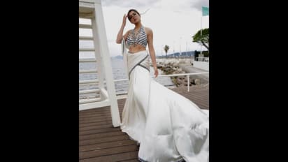 Cannes 2023: ಸೀರೆಯಲ್ಲಿ ಸಾರಾ ಸ್ಟನ್ನಿಂಗ್‌ ಲುಕ್‌;  ಶರ್ಮಿಳಾ ಟ್ಯಾಗೋರ್‌ ಪಡಿಯಚ್ಚು ಎಂದ ಫ್ಯಾನ್ಸ್‌