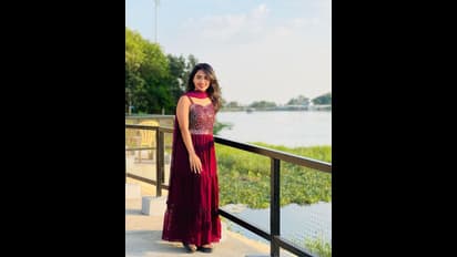 ట్రెడిషనల్ లుక్ లో మెరిసిపోతున్న ‘బిగ్ బాస్’ బ్యూటీ.. నువ్వూ ఆ మెటీరియలే అంటున్న ఫ్యాన్స్ 