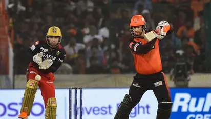 IPL 2023: ஹென்ரிச் கிளாசன் காட்டடி சதம்..! RCB-க்கு வாழ்வா சாவா போட்டியில் கடின இலக்கை நிர்ணயித்தது SRH