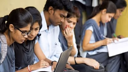 TN Class 11th Results 2023: 11ம் வகுப்பு பொதுத்தேர்வு முடிவுகள் வெளியானது.. எவ்வளவு பேர் தேர்ச்சி தெரியுமா?