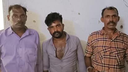 മോഷണം നടത്തിവന്ന മൂന്നംഗസംഘം അറസ്റ്റിലായി, കുടുക്കിയത് വര്ക്ക് ഷോപ്പിലിട്ട മിനി ലോറിയിലെ ബാറ്ററി മോഷണം