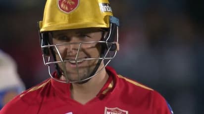 മോശം ഷോട്ട് കളിച്ച് പുറത്തായിട്ടും ചിരി നിര്ത്താതെ ലിവിംഗ്സ്റ്റണ്, അയാളെ ഇനി കളിപ്പിക്കരുതെന്ന് പത്താന്