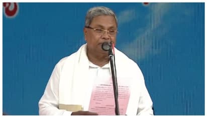 സിദ്ധരാമയയ്യയുടെ നയങ്ങളെ വിമർശിച്ച് ഫേസ്ബുക്കിൽ കുറിപ്പെഴുതി, അധ്യാപകന് സസ്പെൻഷൻ