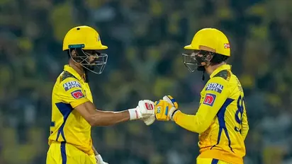 വീണ്ടും അര്‍ധസെഞ്ചുറി കൂട്ടുകെട്ട്! റെക്കോര്‍ഡ് ബുക്കില്‍ ഡെവോണ്‍ കോണ്‍വെ- റിതുരാജ് ഗെയ്കവാദ് സഖ്യം