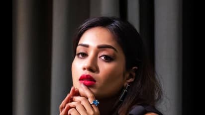 ఆ పార్ట్ కు సర్జరీ చేయమంటే.. డాక్టర్ చంపేస్తా అన్నాడు.. నివేదా పేతురాజ్ సంచలన వ్యాఖ్యలు.. 