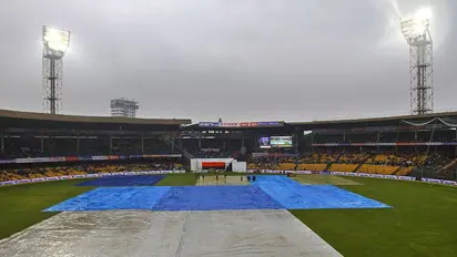 1 മിനിറ്റിൽ 10000 ലിറ്റർ വെള്ളം വലിച്ചെടുക്കും; ജീവൻമരണപ്പോരിൽ ചെന്നൈയെ മഴ തുണച്ചാൽ ആർസിബിയുടെ തുരുപ്പ് ചീട്ട്