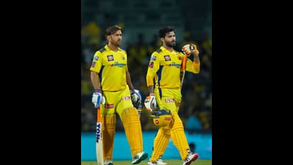 மறைமுகமாக மோதிக் கொண்ட தோனி – ஜடேஜா: பிளே ஆஃபில் பாதிப்பை ஏற்படுத்துமா?