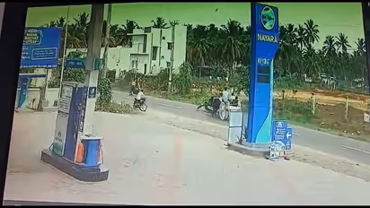 சாலையில் திடீரென மிரண்ட மாடு; ரேக்ளா வண்டி மோதி தூக்கி வீசப்பட்ட பெண் பலி