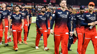 RCB ಫ್ರಾಂಚೈಸಿಗೆ ದುಡ್ಡೇ ದೊಡ್ಡಪ್ಪ..! CSK ನೋಡಿ ಕಲಿಯಬೇಕಿದೆ ರಾಯಲ್ ಚಾಲೆಂಜರ್ಸ್ ಬೆಂಗಳೂರು