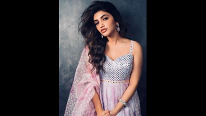 ಈಗಲೂ ನಾಯಕರ ಮುಖ ನೋಡಿ ಟಿಕೆಟ್ ಖರೀದಿಸುತ್ತಾರೆ: ನಟಿ ಶ್ರೀಲೀಲಾ ಬೇಸರ 