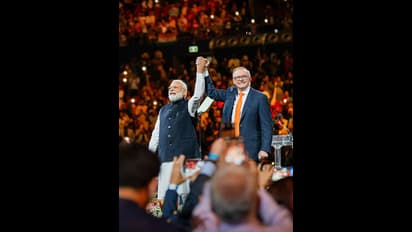 சிட்னியில் வீசிய மோடி அலை! கடலென திரண்ட மக்கள் முன்பு உணர்சிபொங்க பேசிய பிரதமர் மோடி!