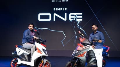 212 ಕಿ.ಮೀ ಮೈಲೇಜ್, ಕೈಗೆಟುಕವ ದರ; ಬೆಂಗಳೂರಿನ ಸಿಂಪಲ್ ಒನ್ ಎಲೆಕ್ಟ್ರಿಕ್ ಸ್ಕೂಟರ್ ಲಾಂಚ್!