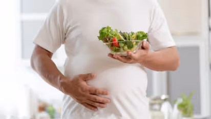 അടിവയറ്റിലെ കൊഴുപ്പ് കുറയ്ക്കണോ? രാവിലെ ചെയ്യാം ഈ അഞ്ച് കാര്യങ്ങള്‍... 