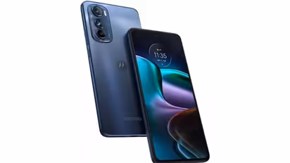 Motorola Edge 30 available for Rs 899 on Flipkart? Here's how you can grab the deal