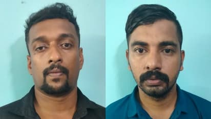 ഗവൺമെന്റ് ഓഫ് ഇന്ത്യ സ്റ്റിക്കർ പതിച്ച കാറിൽ അർജ്ജുൻ ആയങ്കിയുടെ കൂട്ടാളി സ്വർണം കവർച്ച ചെയ്യാനെത്തി; പിടിയിൽ