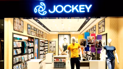 വിലക്കയറ്റം, അടിവസ്ത്രങ്ങൾക്ക് ഡിമാൻഡ് കുറഞ്ഞു; ജോക്കിക്കും രക്ഷയില്ലെന്ന് ഇന്ത്യയിലെ നിർമ്മാതാക്കൾ 