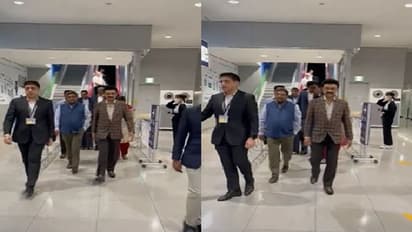 சிங்கப்பூரில் 2 நாள் சுற்றுப்பயணத்தை முடித்துக் கொண்ட மு.க.ஸ்டாலின்... கான்சாய் விமான நிலையம் வந்தடைந்தார்!!