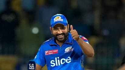 മഴ പെയ്ത് മത്സരം വൈകിയിട്ടും എന്തുകൊണ്ട് ചേസിംഗ്; കാരണം വ്യക്തമാക്കി രോഹിത് ശര്മ്മ