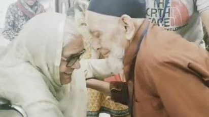 കണ്ണ് നനയാതെ കാണാനാവില്ല, 75 വർഷങ്ങൾക്ക് മുമ്പ് പിരിയേണ്ടി വന്ന സഹോദരങ്ങളുടെ കൂടിച്ചേരൽ