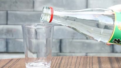 ചലഞ്ചിന്റെ ഭാഗമായി 7 കുപ്പി ചൈനീസ് വോഡ്ക കഴിച്ചു; ഇൻഫ്ളുവൻസര് മരിച്ചു