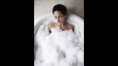 చలికాలంలో చన్నీటి స్నానం చేస్తే స్ట్రోక్ వస్తుందా?