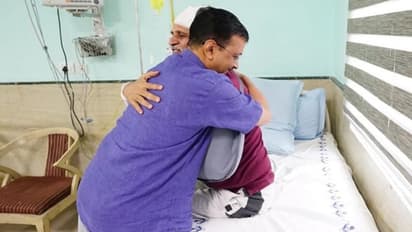Delhi CM Arvind Kejriwal meets former  minister Satyendar Jain in hospital; check details