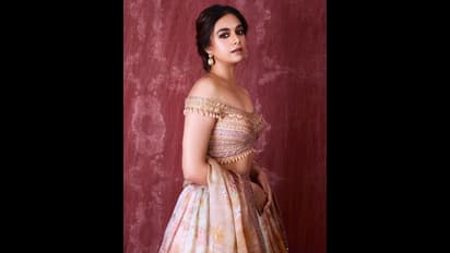 மன உளைச்சலில் இருக்கிறோம்... என் மகளை விட்டுவிடுங்கள்! கண்ணீர் விடாத குறையாக பேசிய கீர்த்தி சுரேஷின் தந்தை!